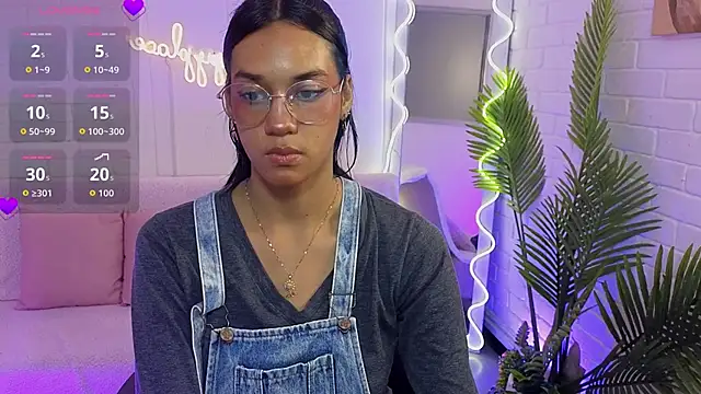 artemiss tay online show from 17, 9, 2025