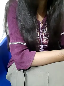 Aarti-kumri online show from 16, 10, 2025