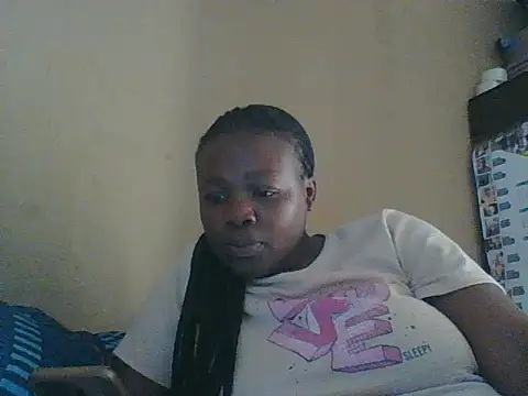 Snapshot of chocolateboobs92 chatting on 30, 10, 2025 chocolateboobs92 online show from 30, 10, 2025