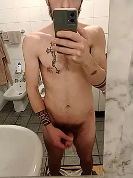 Snapshot of Baldassarre1990 chatting on 15, 11, 2025 Baldassarre1990 online show from 15, 11, 2025