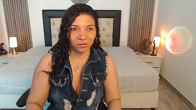 Serena Houstonn online show from 20, 12, 2025