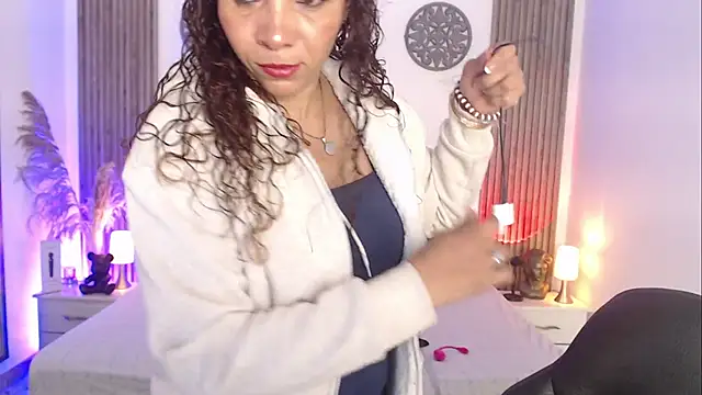 Serena Houstonn online show from 11, 3, 2026