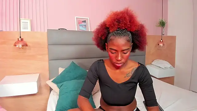  emma willliams  online show from 22, 12, 2025