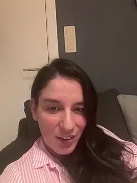 Snapshot of hottyFcup chatting on 21, 10, 2025 hottyFcup online show from 21, 10, 2025