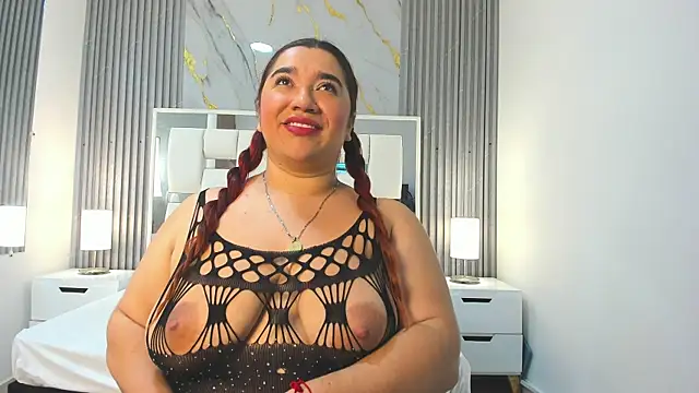 VanessaHard as online show from 15, 10, 2025