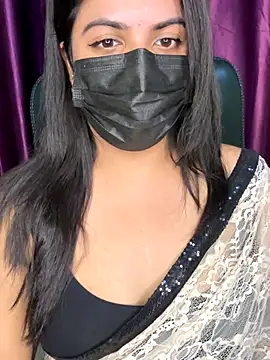 Snapshot of best_couple19 chatting on 5, 11, 2025 best couple19 online show from 5, 11, 2025