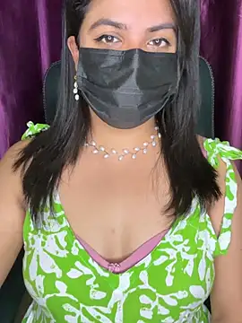Snapshot of best_couple19 chatting on 8, 2, 2026 best couple19 online show from 8, 2, 2026