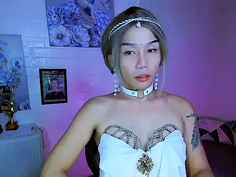 YourNikkieXxx online show from 16, 10, 2025