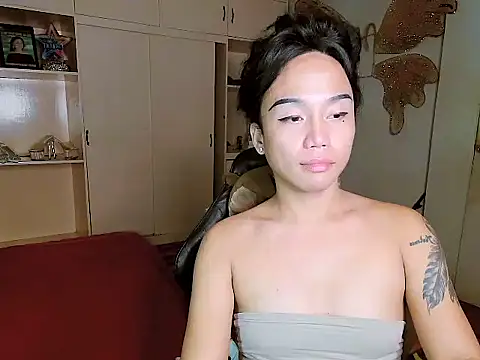 YourNikkieXxx online show from 28, 10, 2025