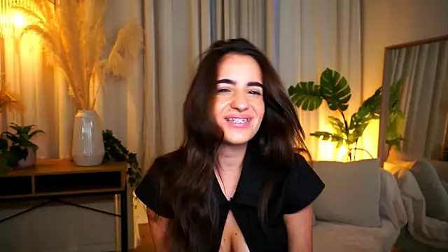 Snapshot of miilky_wayy chatting on 14, 9, 2025 miilky wayy online show from 14, 9, 2025