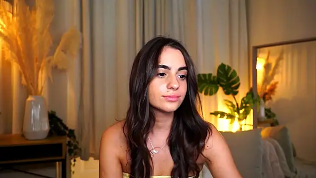 Snapshot of miilky_wayy chatting on 15, 9, 2025 miilky wayy online show from 15, 9, 2025