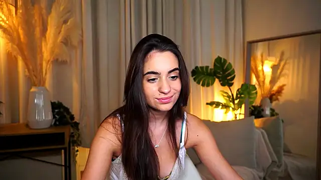 Snapshot of miilky_wayy chatting on 26, 9, 2025 miilky wayy online show from 26, 9, 2025