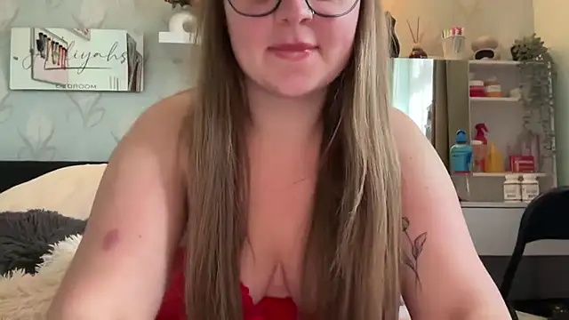 Snapshot of SexySashaxox chatting on 10, 10, 2025 SexySashaxox online show from 10, 10, 2025