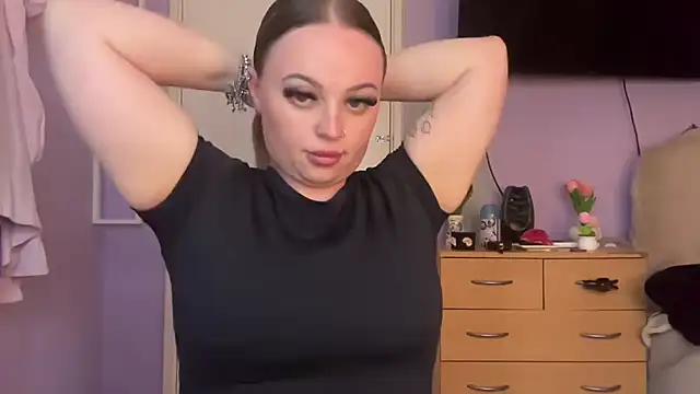 SexySashaxox online show from 8, 4, 2026