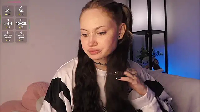 Alice 1n Wonderland  online show from 19, 9, 2025