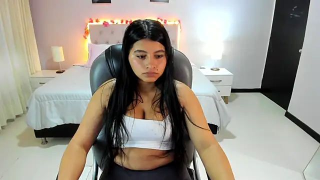 Snapshot of Miss_Cataleya__ chatting on 27, 4, 2026 Miss Cataleya online show from 27, 4, 2026