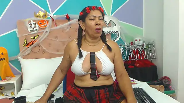 Morenaza6420 online show from 22, 10, 2025