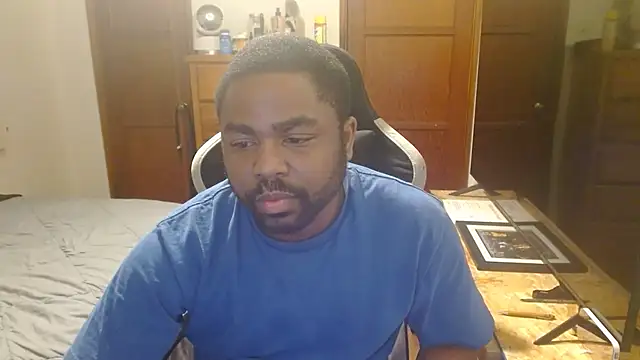 Snapshot of Breadwinnah chatting on 25, 6, 2026 Breadwinnah online show from 25, 6, 2026