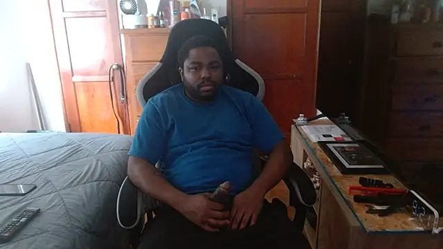 Snapshot of Breadwinnah chatting on 13, 7, 2026 Breadwinnah online show from 13, 7, 2026