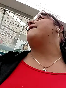 Snapshot of megan_fox5 chatting on 29, 10, 2025 megan fox5 online show from 29, 10, 2025