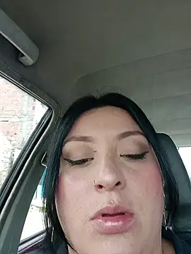 Snapshot of megan_fox5 chatting on 27, 11, 2025 megan fox5 online show from 27, 11, 2025