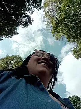 Snapshot of megan_fox5 chatting on 15, 12, 2025 megan fox5 online show from 15, 12, 2025