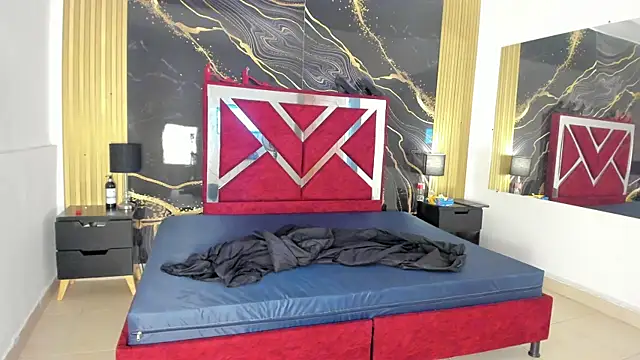 Snapshot of VioletRose_as chatting on 29, 10, 2025 VioletRose as online show from 29, 10, 2025