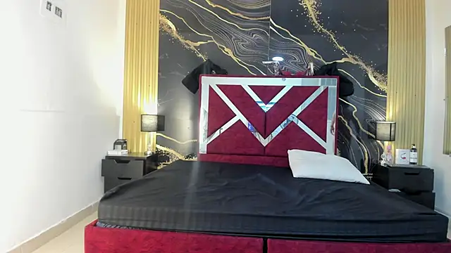 Snapshot of VioletRose_as chatting on 9, 11, 2025 VioletRose as online show from 9, 11, 2025