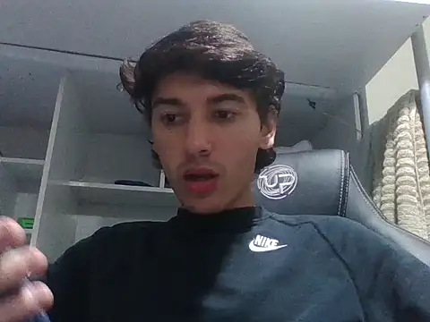Snapshot of zyonboy1 chatting on 8, 7, 2026 zyonboy1 online show from 8, 7, 2026
