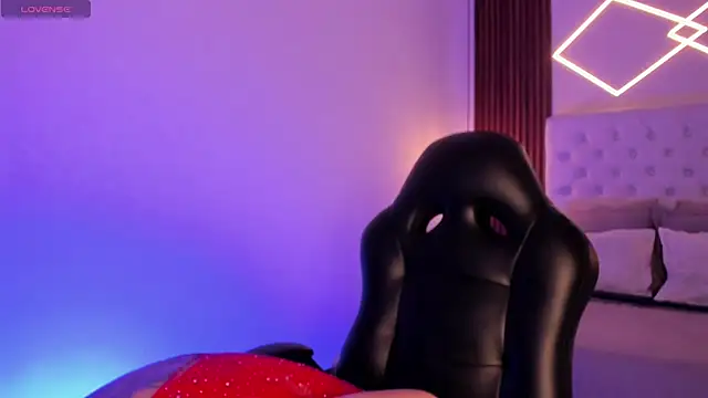 Snapshot of ZamabyCrucie chatting on 17, 9, 2025 ZamabyCrucie online show from 17, 9, 2025