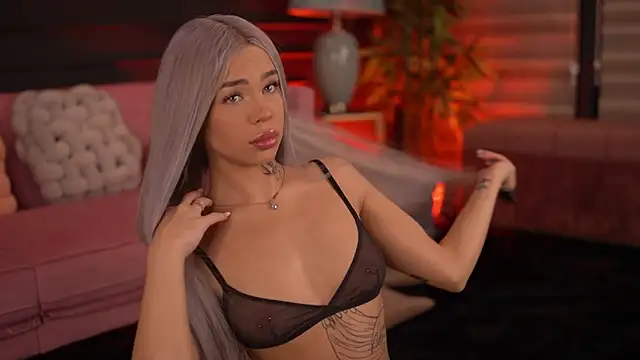 Snapshot of NickyBenz chatting on 1, 11, 2025 NickyBenz online show from 1, 11, 2025