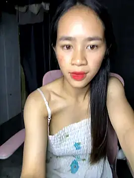 Snapshot of TiNa_04 chatting on 13, 9, 2025 TiNa 04 online show from 13, 9, 2025