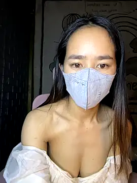 Snapshot of TiNa_04 chatting on 26, 9, 2025 TiNa 04 online show from 26, 9, 2025