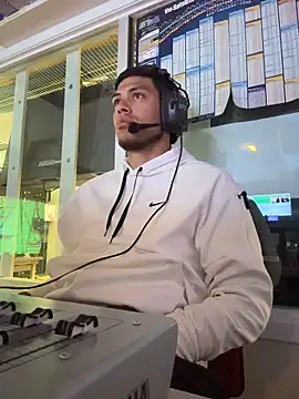 StrokingDaddy4 online show from 31, 3, 2026