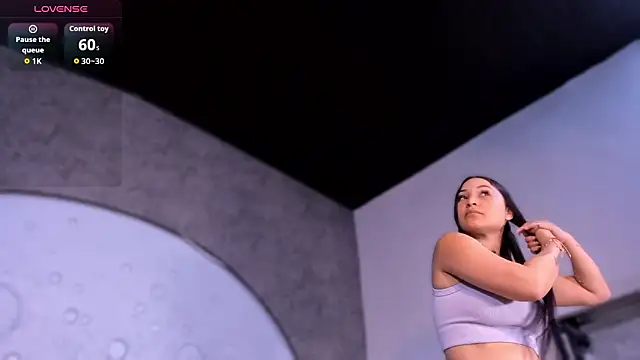 Snapshot of ReinaChloe chatting on 19, 2, 2026 ReinaChloe online show from 19, 2, 2026