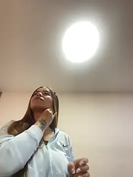 CharlotteBrownn  online show from 4, 3, 2026