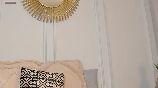 Snapshot of CharlotteBrownn_ chatting on 18, 7, 2026 CharlotteBrownn online show from 18, 7, 2026