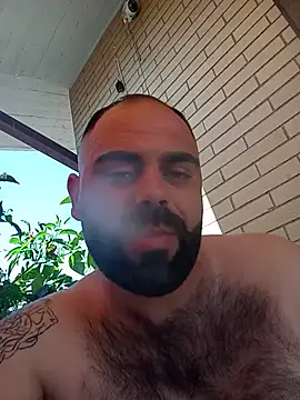 Snapshot of body02081 chatting on 1, 6, 2026 body02081 online show from 1, 6, 2026
