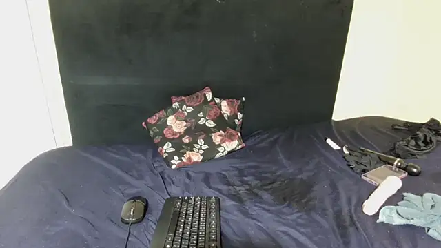 SweetTitties21 online show from 16, 4, 2026