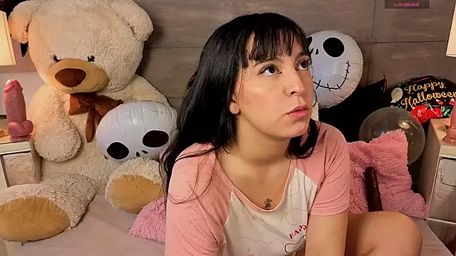 MeganAdamms online show from 17, 10, 2025