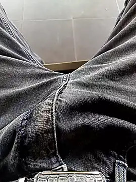 Snapshot of tyteo1010 chatting on 12, 1, 2026 tyteo1010 online show from 12, 1, 2026