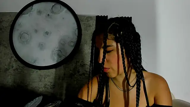 Lucy-23 online show from 24, 4, 2026