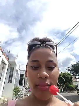 Snapshot of Mia-sensual chatting on 20, 9, 2025 Mia-sensual online show from 20, 9, 2025