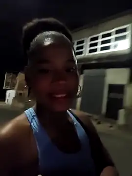 Snapshot of Mia-sensual chatting on 23, 9, 2025 Mia-sensual online show from 23, 9, 2025