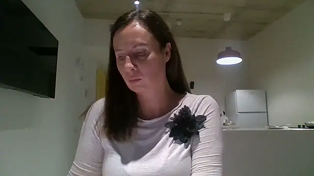 Snapshot of ALICAINWONDERLAND chatting on 12, 10, 2025 ALICAINWONDERLAND online show from 12, 10, 2025