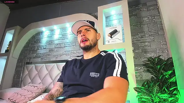 dominic de luca online show from 10, 10, 2025