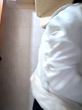 Snapshot of Venus_Rivers chatting on 29, 9, 2025 Venus Rivers online show from 29, 9, 2025