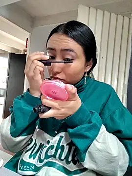 Snapshot of Venus_Rivers chatting on 20, 11, 2025 Venus Rivers online show from 20, 11, 2025