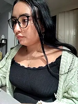 Snapshot of Venus_Rivers chatting on 22, 11, 2025 Venus Rivers online show from 22, 11, 2025