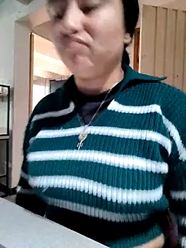 Snapshot of Venus_Rivers chatting on 25, 11, 2025 Venus Rivers online show from 25, 11, 2025